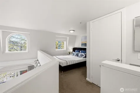 425 Vine Street Seattle WA 98121