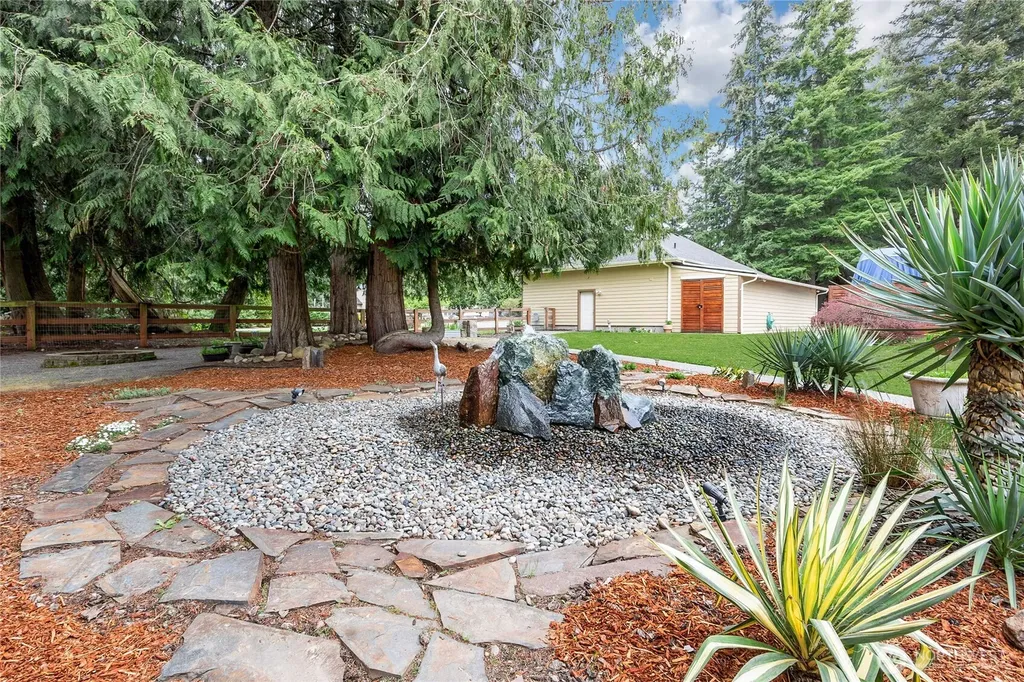 9820 344th Street S Roy WA 98580