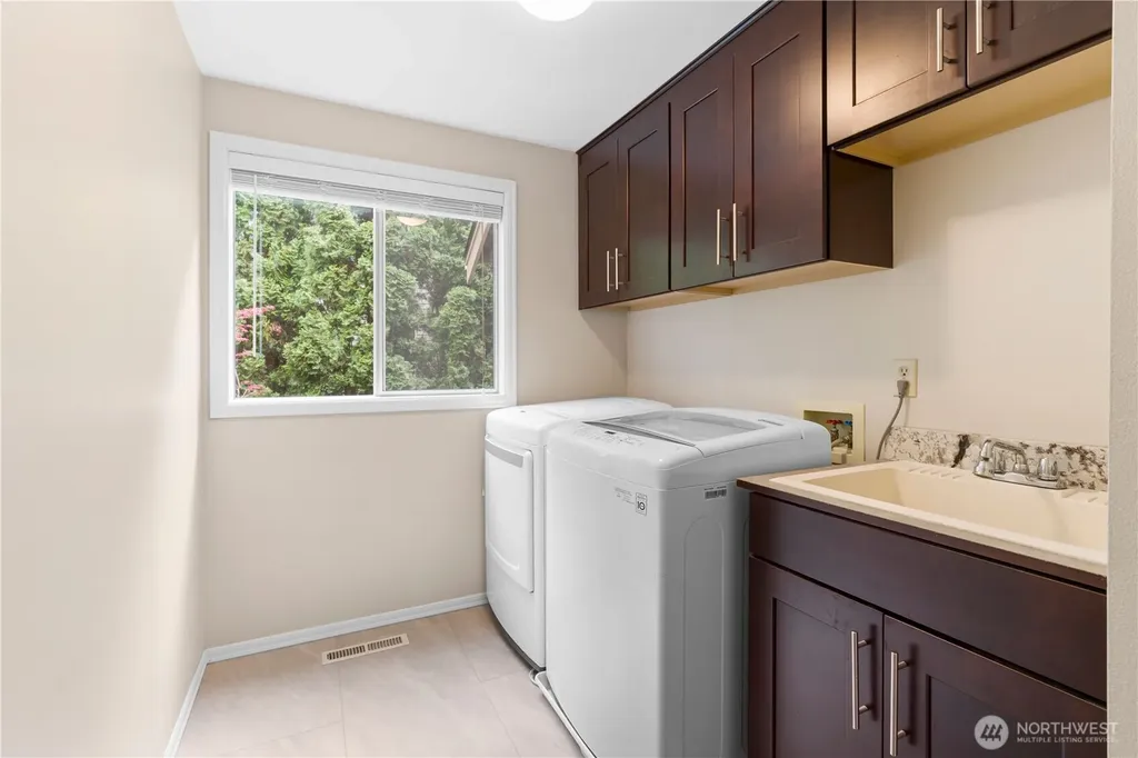3122 235th Avenue SE Sammamish WA 98075