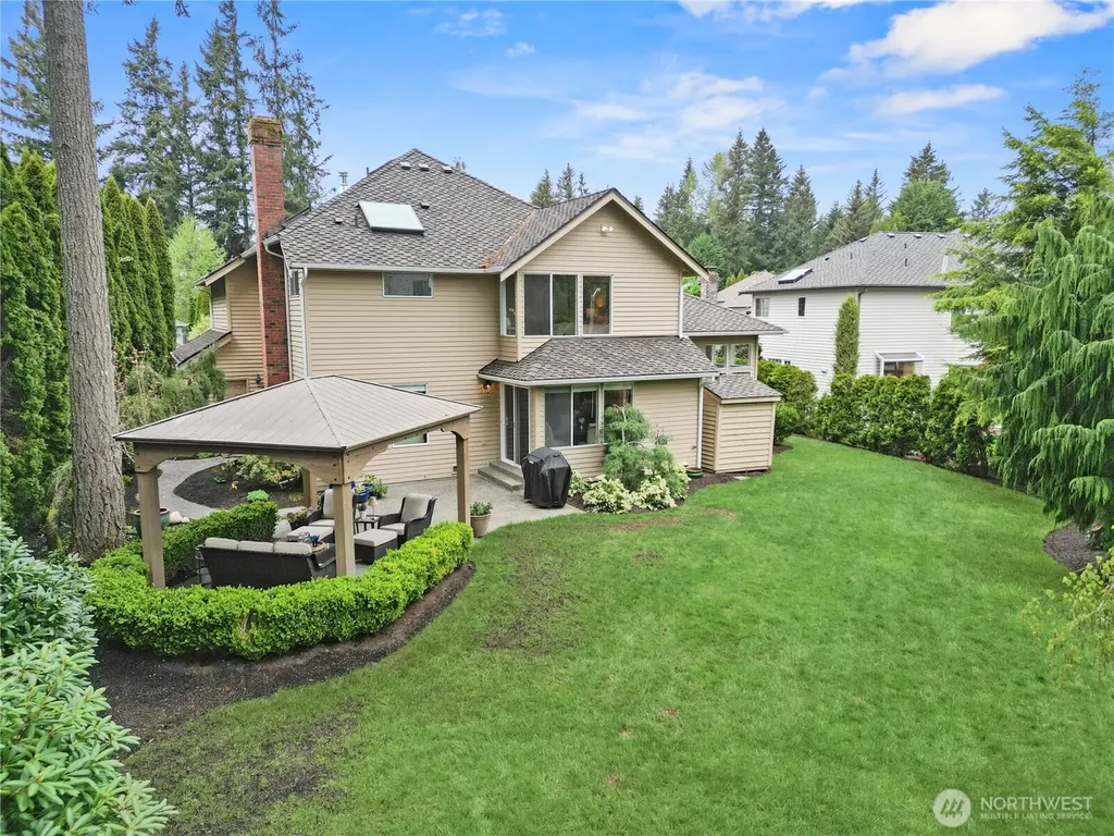 3122 235th Avenue SE Sammamish WA 98075