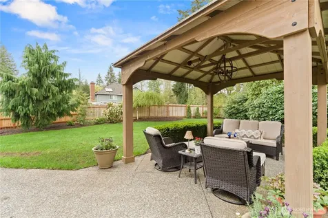 3122 235th Avenue SE Sammamish WA 98075