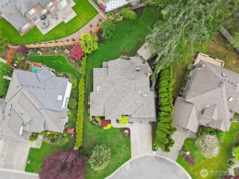 3122 235th Avenue SE Sammamish WA 98075