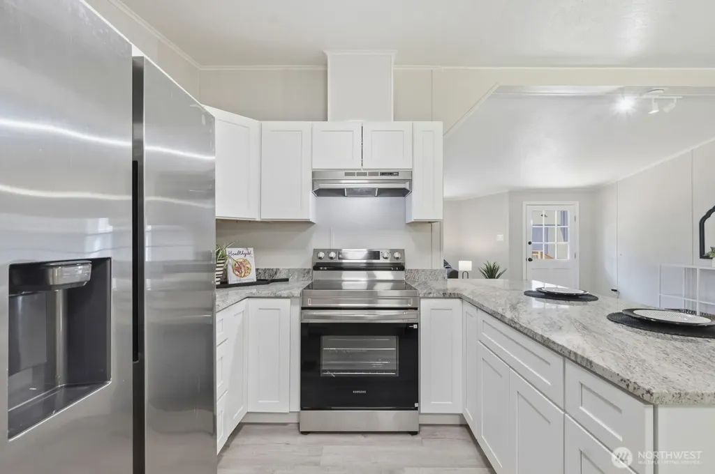 2151 W Cloquallum Road Shelton WA 98584