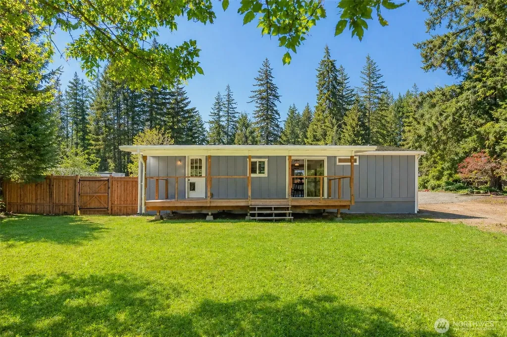 2151 W Cloquallum Road Shelton WA 98584