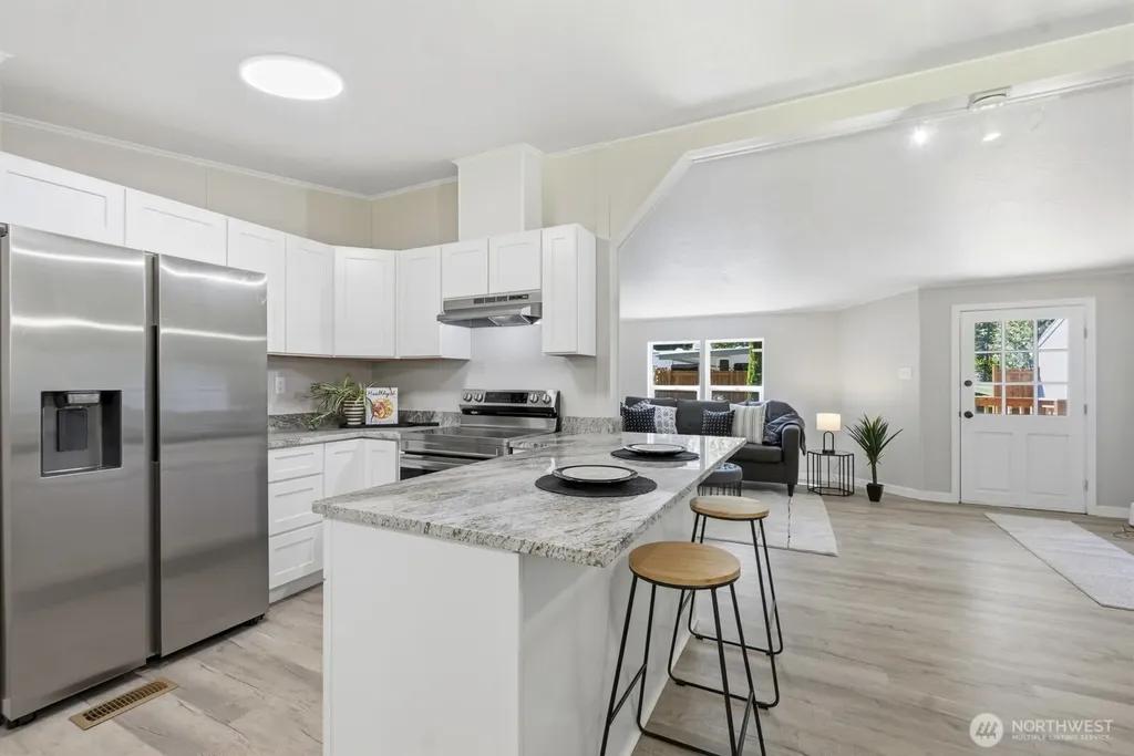 2151 W Cloquallum Road Shelton WA 98584
