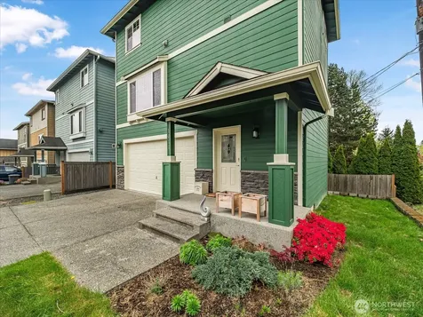 1011 94th Drive NE Lake Stevens WA 98258