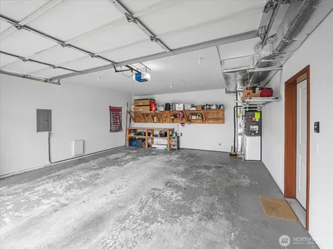 1011 94th Drive NE Lake Stevens WA 98258