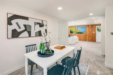 7348 55th Avenue NE Seattle WA 98115