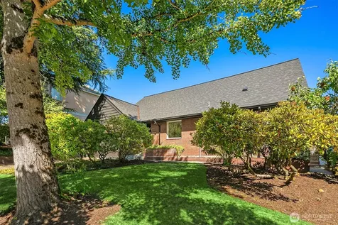 7348 55th Avenue NE Seattle WA 98115