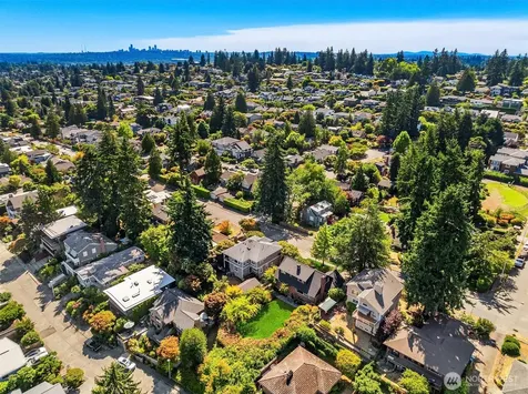 7348 55th Avenue NE Seattle WA 98115