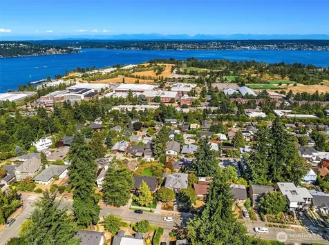 7348 55th Avenue NE Seattle WA 98115