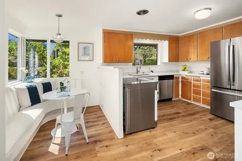 7348 55th Avenue NE Seattle WA 98115