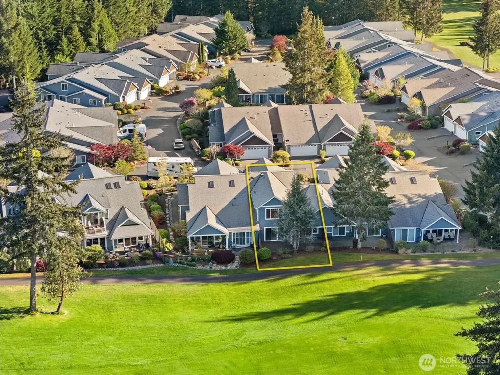 160 E Soderberg Road Allyn WA 98524
