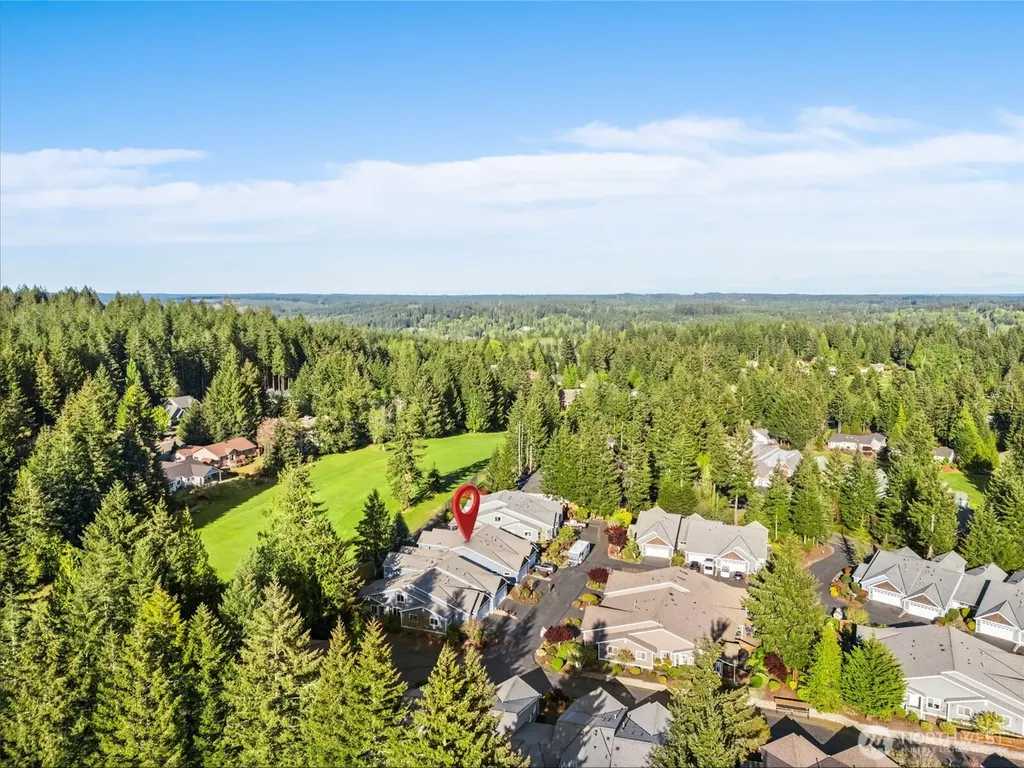 160 E Soderberg Road Allyn WA 98524