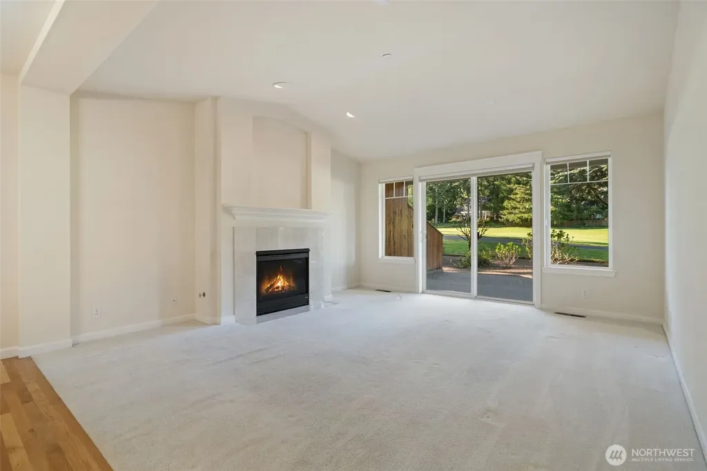 160 E Soderberg Road Allyn WA 98524