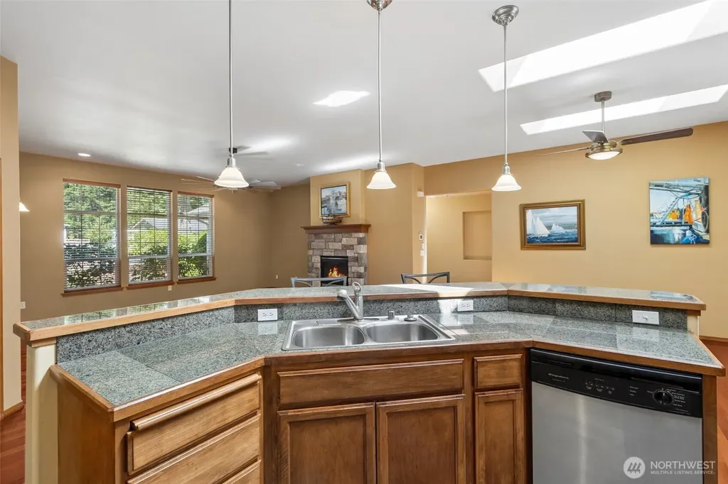 51 E Vine Maple Lane Union WA 98592