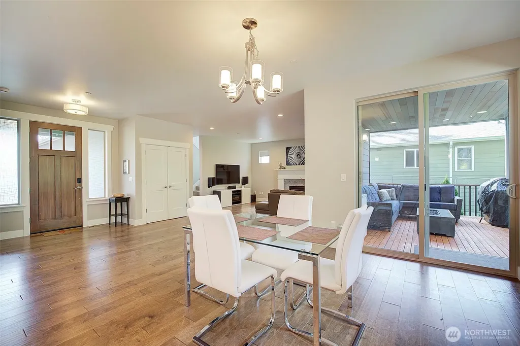 11627 21st Avenue SW Burien WA 98146
