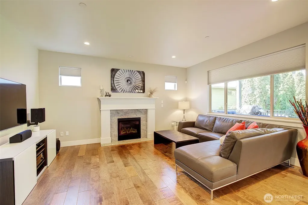 11627 21st Avenue SW Burien WA 98146
