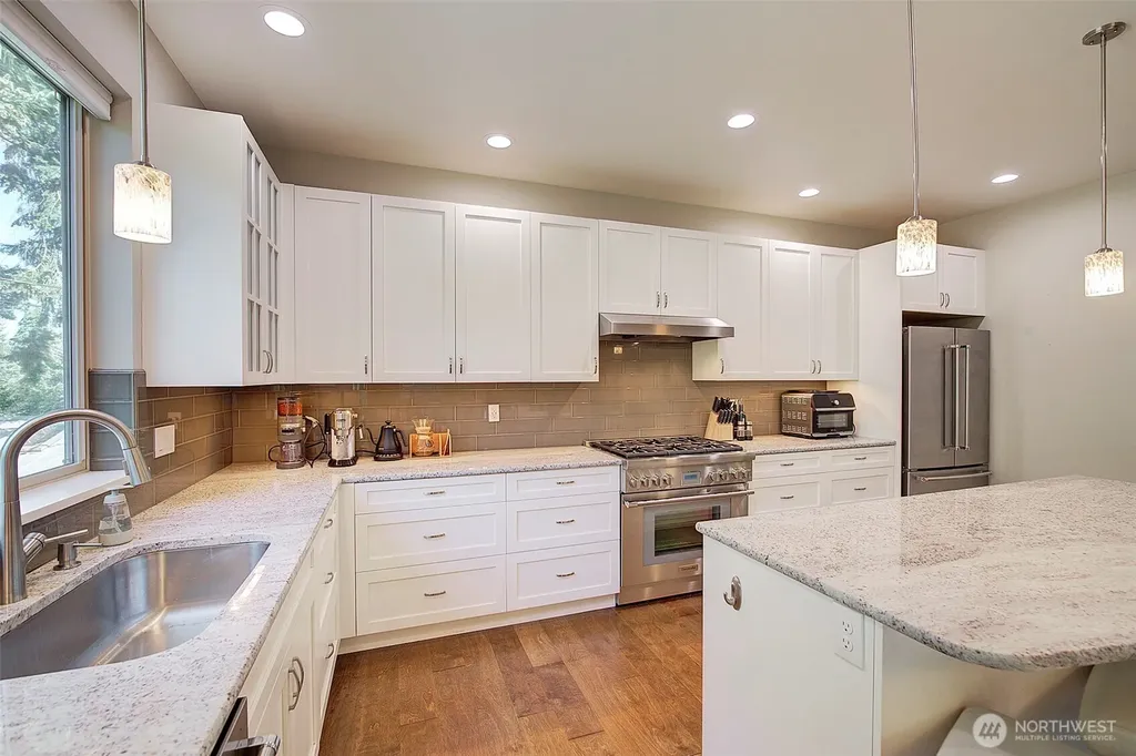 11627 21st Avenue SW Burien WA 98146