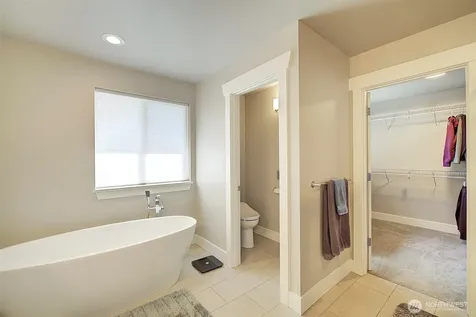 11627 21st Avenue SW Burien WA 98146