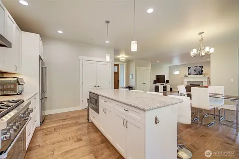 11627 21st Avenue SW Burien WA 98146