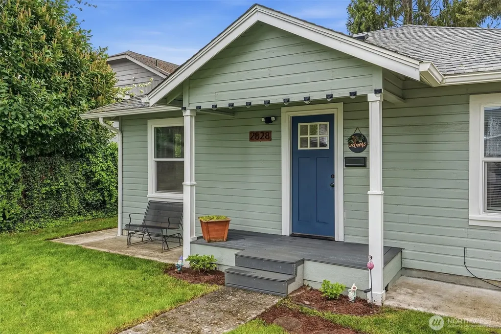 2828 Fir Street Longview WA 98632