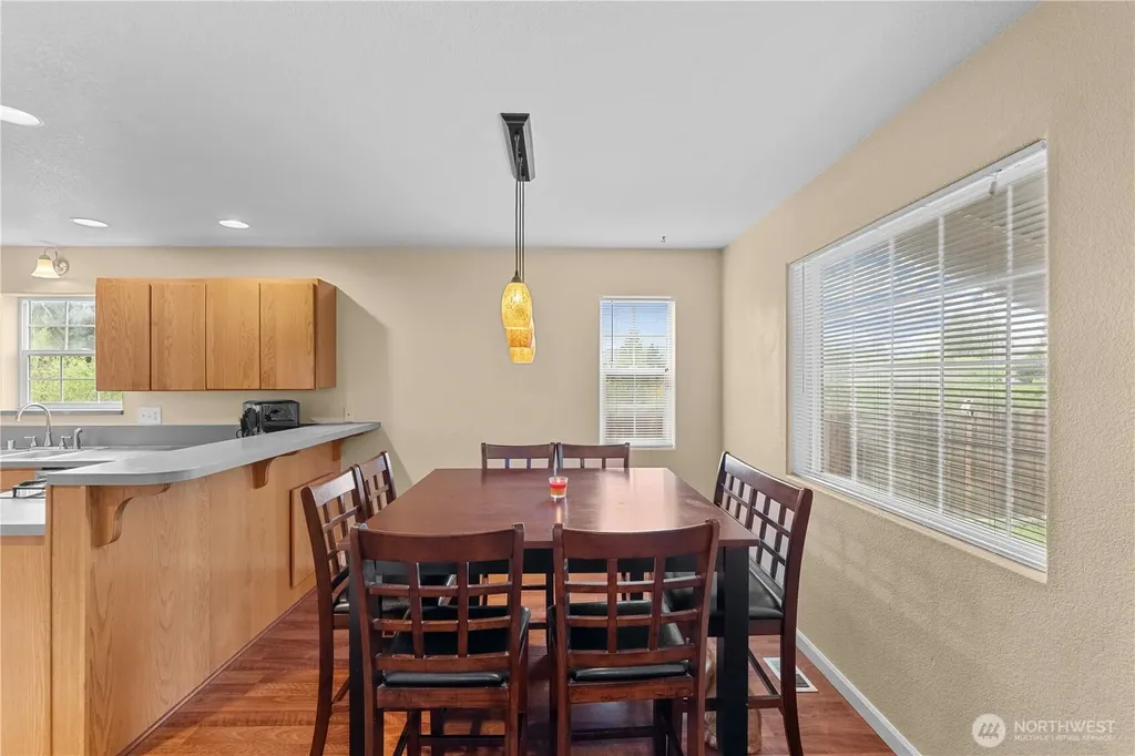 2732 28th Avenue SW Olympia WA 98512
