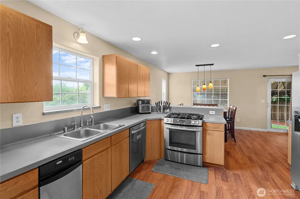 2732 28th Avenue SW Olympia WA 98512