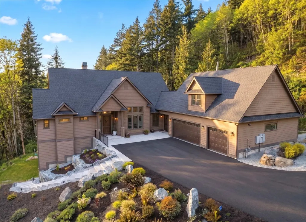 17345 Olympic Place Mount Vernon WA 98274