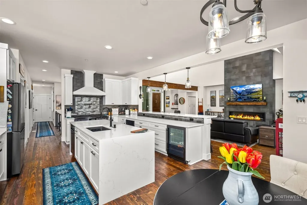 17345 Olympic Place Mount Vernon WA 98274