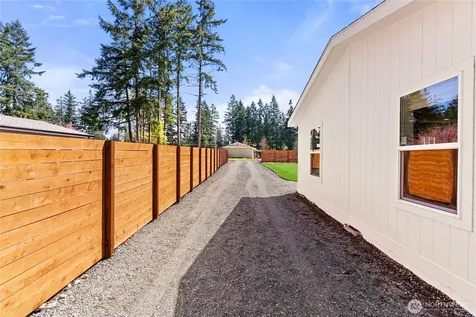 18495 SE Covington Sawyer Road Kent WA 98042