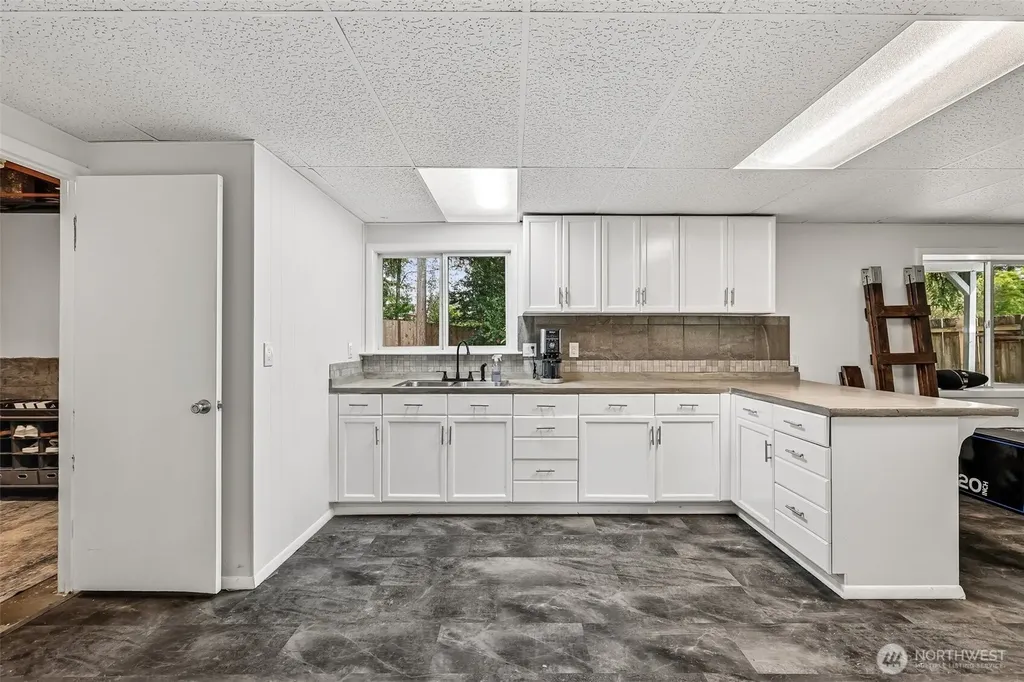 20917 22nd Avenue W Lynnwood WA 98036