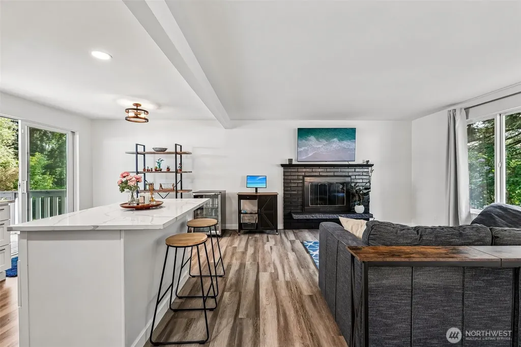 20917 22nd Avenue W Lynnwood WA 98036
