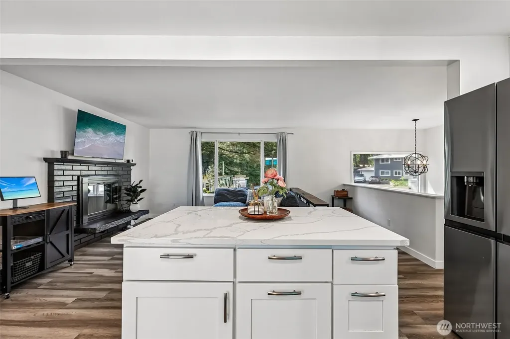20917 22nd Avenue W Lynnwood WA 98036