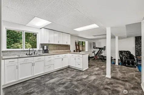 20917 22nd Avenue W Lynnwood WA 98036