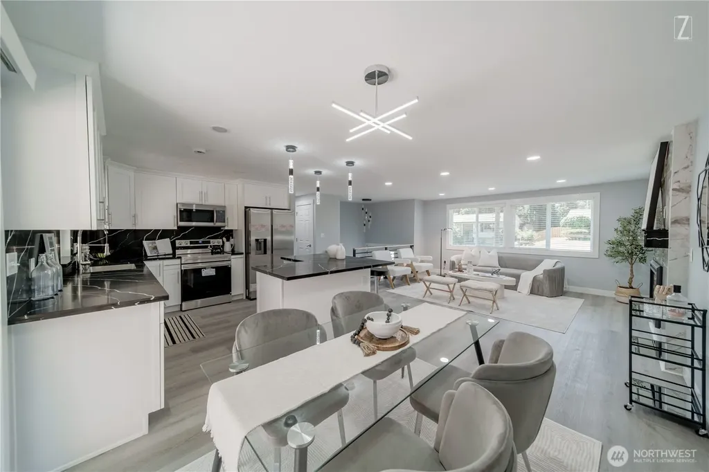 2336 SW 338th Street Federal Way WA 98023