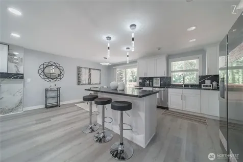 2336 SW 338th Street Federal Way WA 98023
