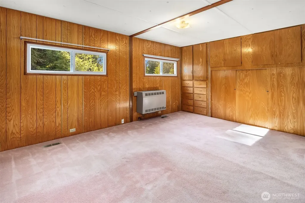 6037 NE Blakely Avenue Bainbridge Island WA 98110