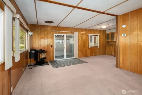 6037 NE Blakely Avenue Bainbridge Island WA 98110