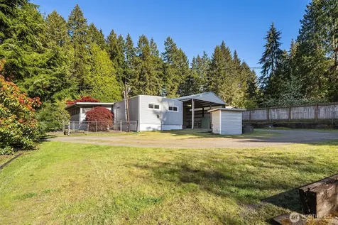 6037 NE Blakely Avenue Bainbridge Island WA 98110