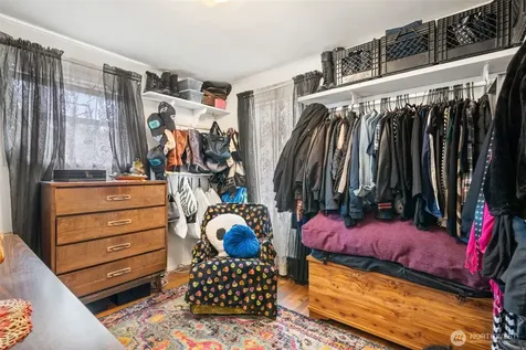 1616 SW Thistle Street Seattle WA 98106