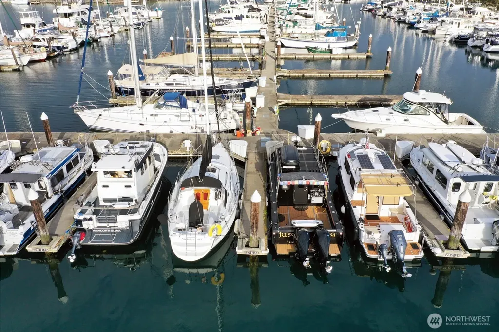 2400 Skyline Way Anacortes WA 98221