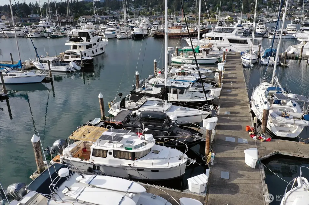 2400 Skyline Way Anacortes WA 98221
