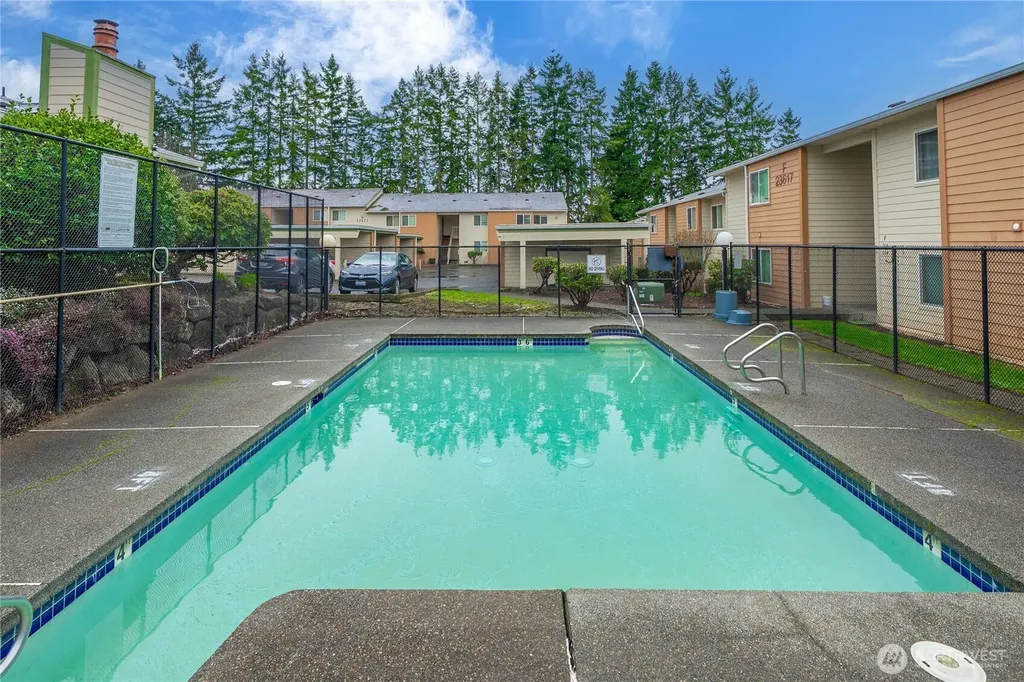 23613 112th Avenue SE Kent WA 98031