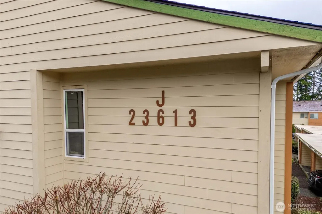 23613 112th Avenue SE Kent WA 98031
