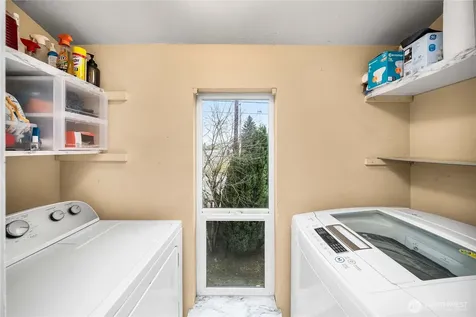 23613 112th Avenue SE Kent WA 98031