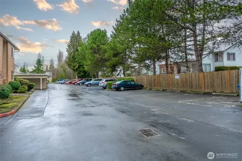 23613 112th Avenue SE Kent WA 98031