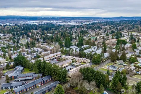 23613 112th Avenue SE Kent WA 98031