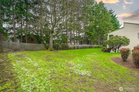23613 112th Avenue SE Kent WA 98031