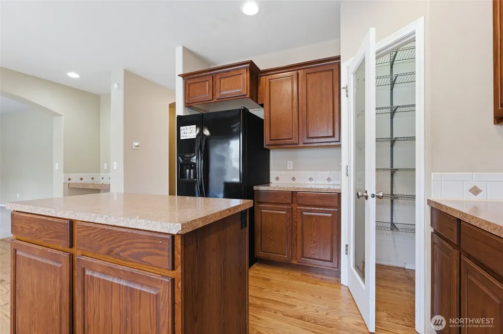 29115 69th Avenue S Roy WA 98580